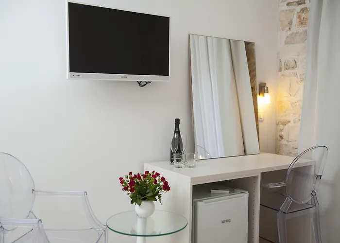 بيت ضيافة Palace Tartaglia 4*