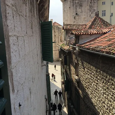 Πανσιόν Palace Tartaglia