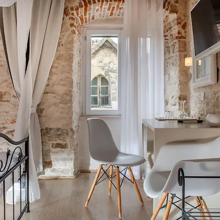 Πανσιόν Palace Tartaglia Σπλιτ