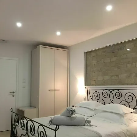 Tartaglia Guest house