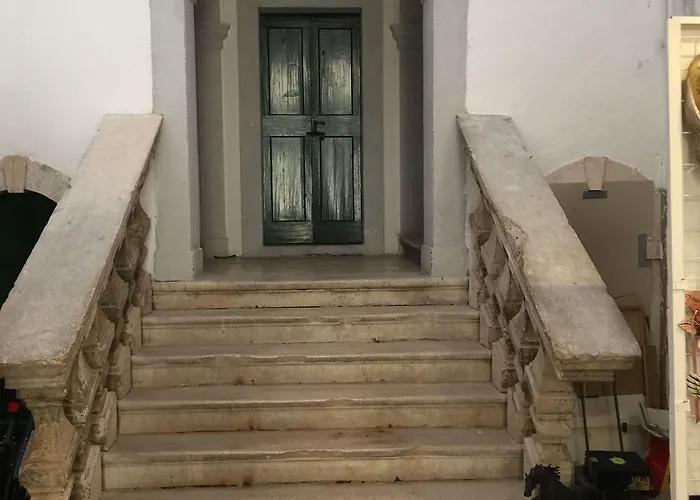 パレス タルタリア ゲストハウス 4*