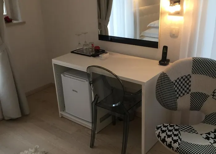 パレス タルタリア 4* スプリト