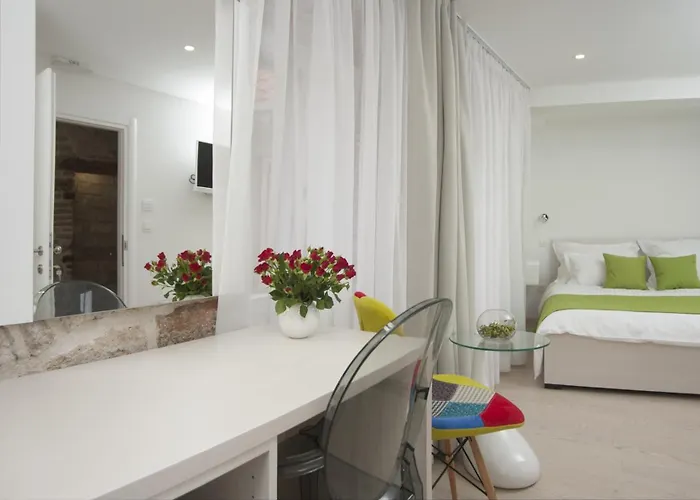 パレス タルタリア ゲストハウス 4*