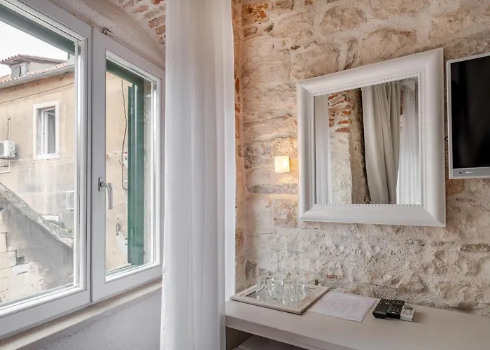 パレス タルタリア ゲストハウス スプリト